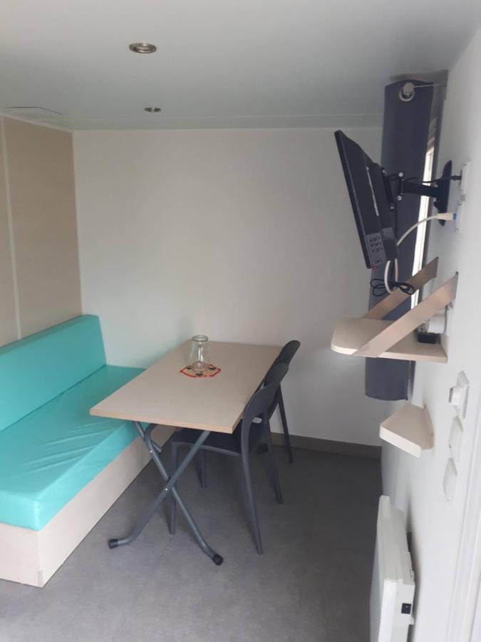 Camping Des Bondons La Ferte sous Jouarre Bagian luar foto
