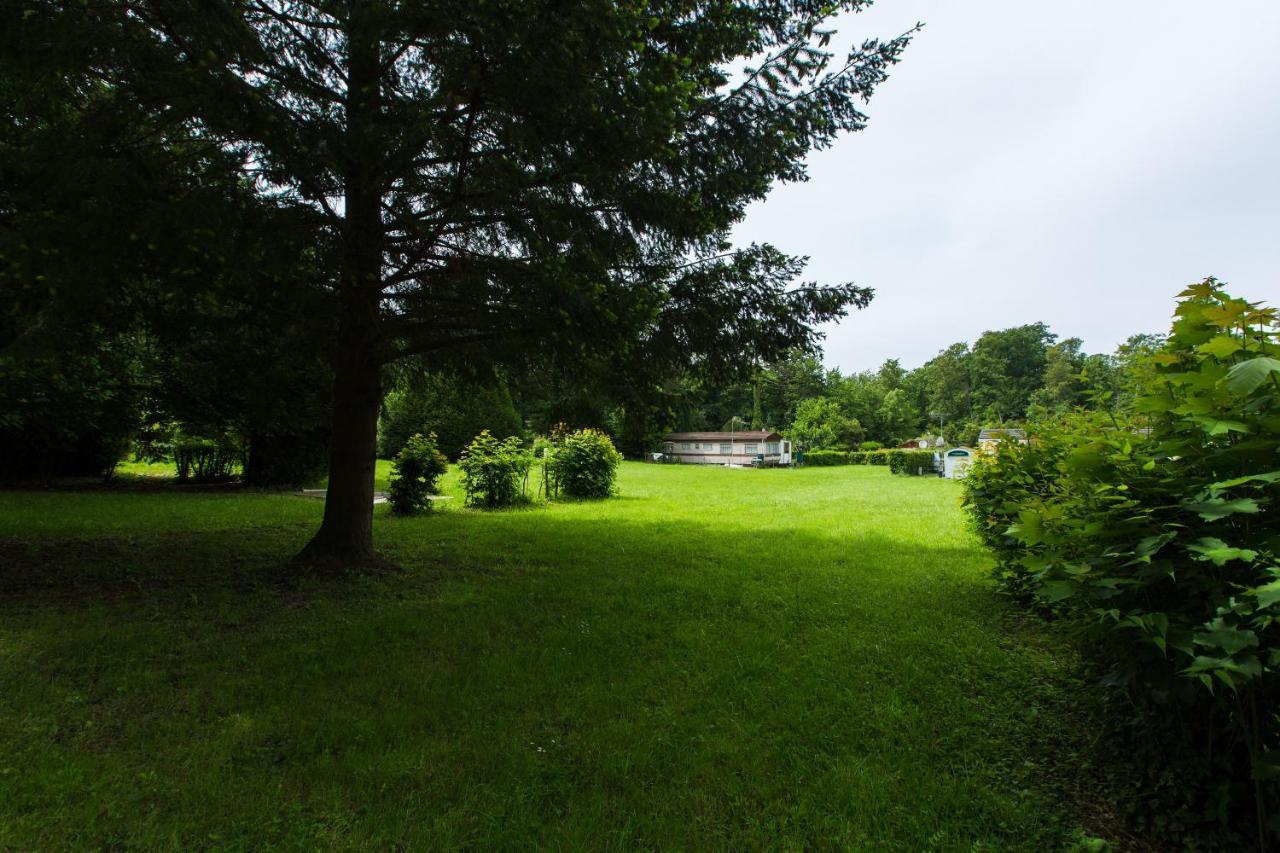 Camping Des Bondons La Ferte sous Jouarre Bagian luar foto